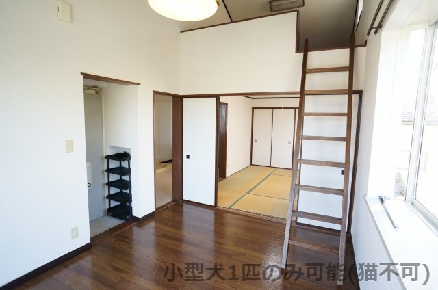 シティハイツ21　Ｂ棟の居間・リビング