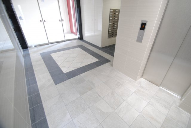 ウィリングネクストのエントランス