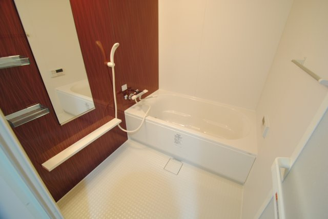 ウィリングネクストの浴室