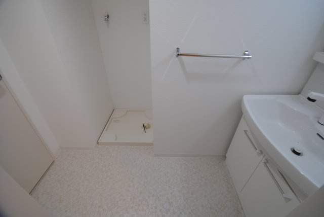 ウィリングネクストの洗面所