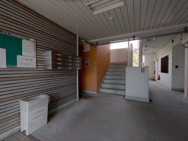 グレースコート青葉丘のロビー