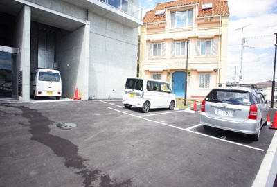 【駐車場】 | Jackson Street 521 | 駐車場