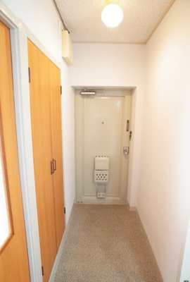 【玄関】 | マンション由多賀 | 玄関