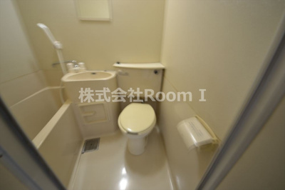 【トイレ】 | ノアーズアーク天満 | ゆったりとした空間のトイレです