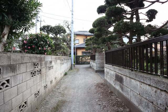 習志野市大久保１丁目　売地　約６６坪　建築条件なしの前面道路含む現地写真