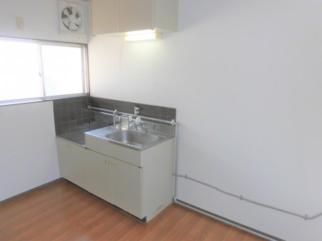 アトウレ中川のキッチン