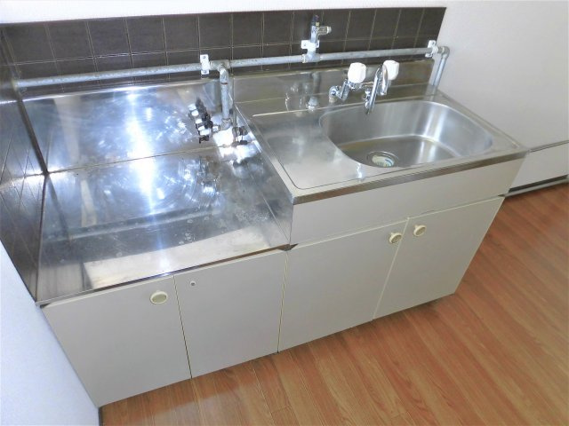 アトウレ中川のキッチン