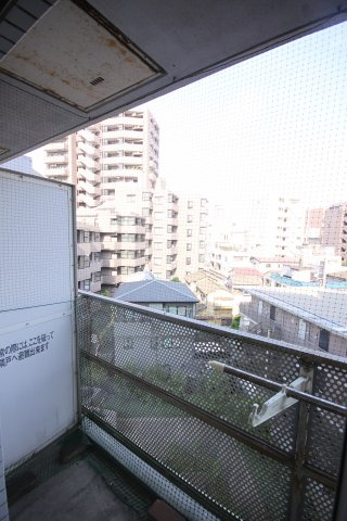 【バルコニー】