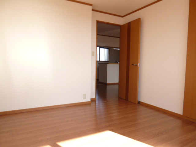 レガートの洋室|６.７帖