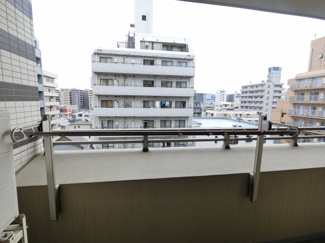【展望】 | 7Ｆ部分に付き陽当り・眺望・風通し良好です。春には桜も望めます。