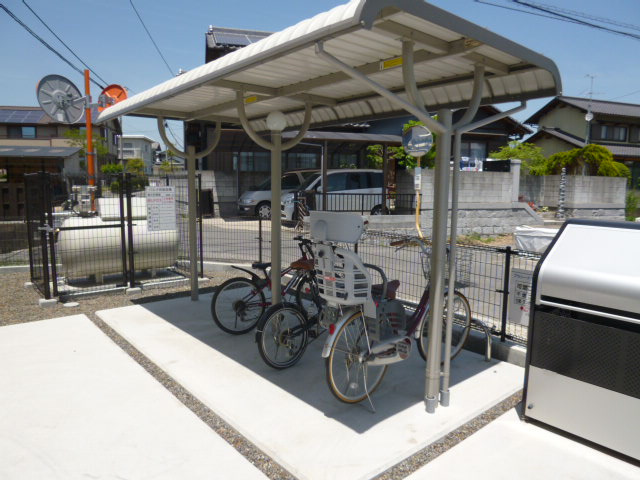 倉敷市真備町有井のアパートのその他共用部分|自転車置き場