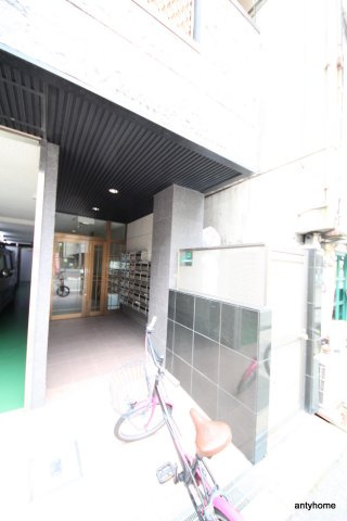 プランドール天満　仲介手数料無料のエントランス