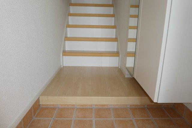ＣＲＯＷＤ真備の玄関