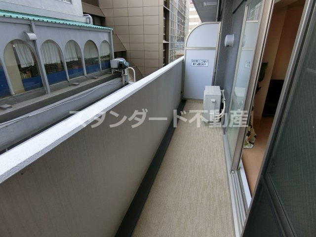 【バルコニー】