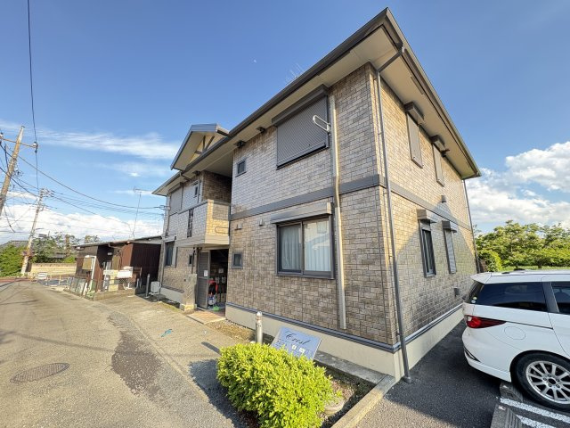 クレストBの外観