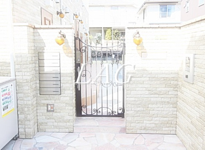 【エントランス】 | マルセイユ深沢  | エントランスです。