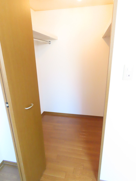 バームクーヘンC棟の収納