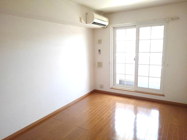 【居間・リビング】 | サニー・レジデンスＤ