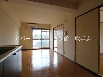 【居間・リビング】 | KNグランドハイツ
