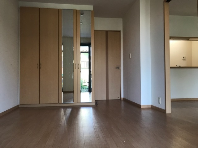 メゾンガイアの居間・リビング