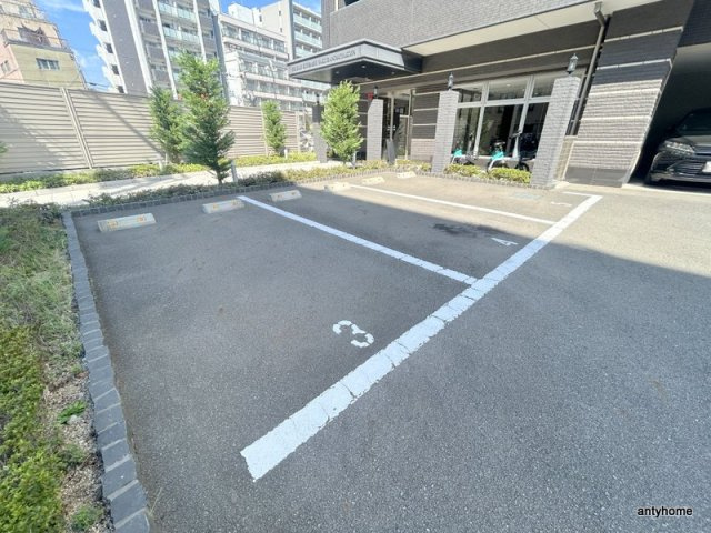 エスリード京橋桜ノ宮公園　仲介手数料無料の駐車場