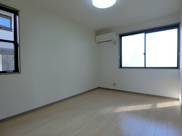 ディアコートA棟の収納