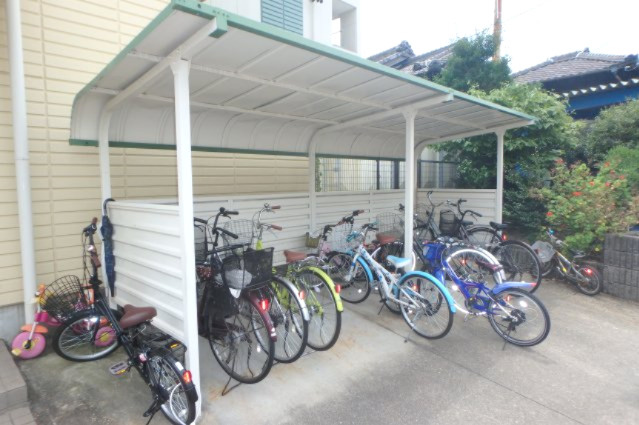 SUN STAGEの駐車場