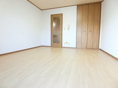 【寝室】 | シャトーすずらん