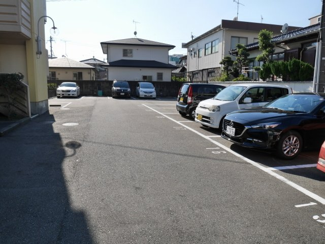 【駐車場】 | 塩原フラット | 塩原フラットの駐車場