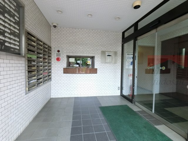 ライオンズマンション板橋大原のエントランス