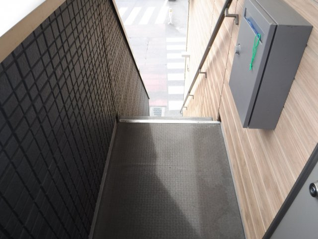ノワール元住吉のロビー