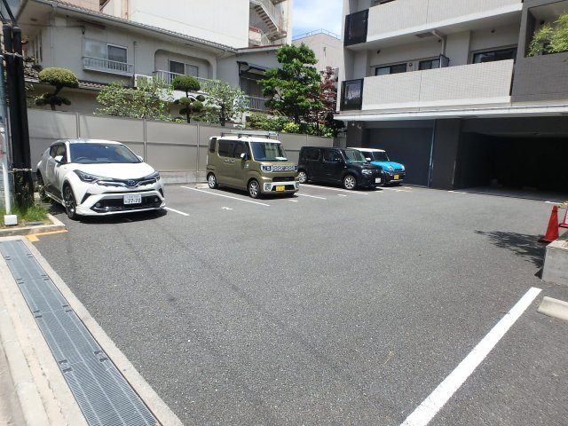 アンギンルマの駐車場