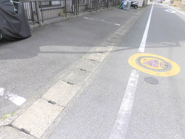 青柳ヒルズの駐車場