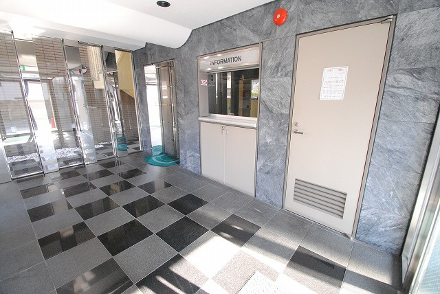 ステイツ久留米のエントランス