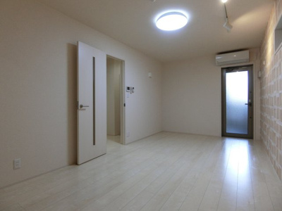 【居間・リビング】 | フジパレス堺南長尾5番館