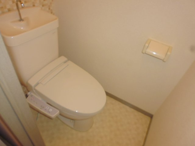 セジュール由城のトイレ|温水洗浄便座