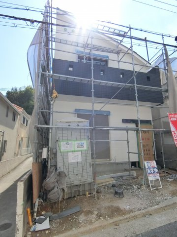 神戸市垂水区高丸３丁目の新築一戸建の前面道路含む現地写真