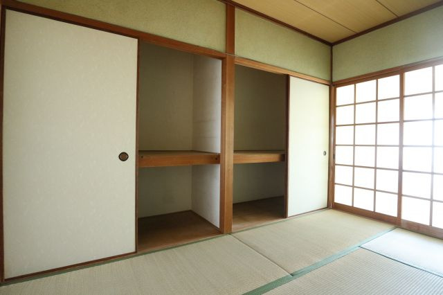 塩屋グリーンハイツの寝室