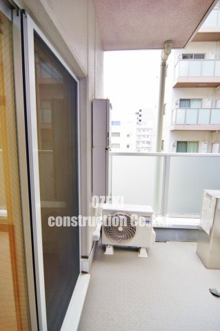 SakuraBuildingのバルコニー