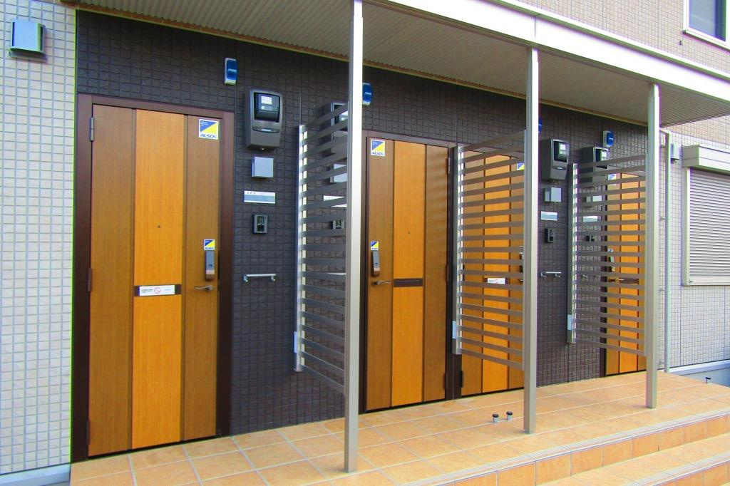 ロマージュ神栖のエントランス