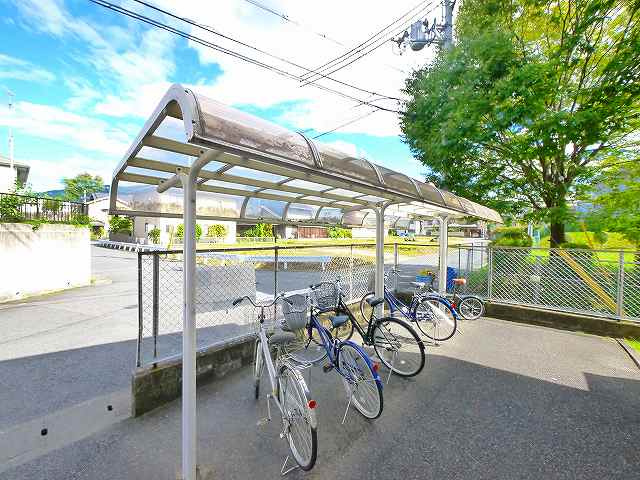 メゾンエトワールのその他共用部分|自転車置き場