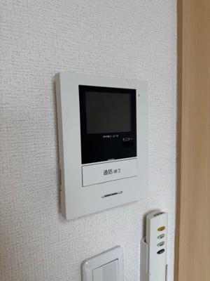 【セキュリティ】 | Moca House/モカハウス | 防犯対策に有効なカメラ付インターホン完備♪突然の来客にもバッチリ対応できちゃいます☆