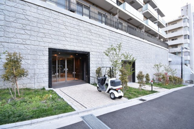 【エントランス】 | パレスレージ山手石川町 | JR根岸線「石川町」駅徒歩9分の好立地！