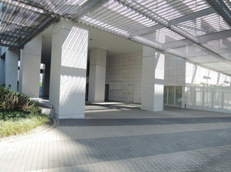 【エントランス】 | 東海道線・京浜東北線・南武線「川崎」駅徒歩6分の好立地！京浜急行本線「京急川崎」駅徒歩11分の複数路線2駅利用可能！