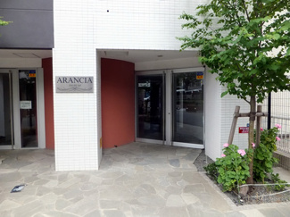 【エントランス】