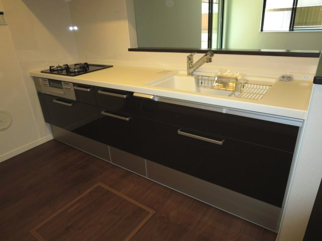 西小岩5丁目戸建のキッチン