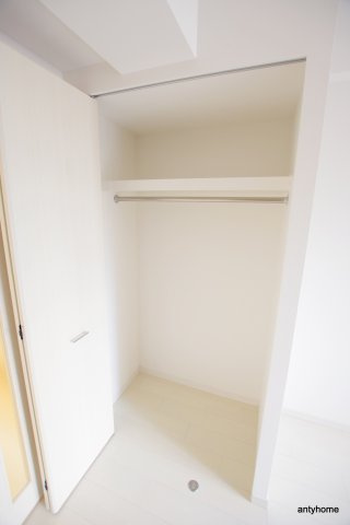 アドバンス新大阪ラシュレ　仲介手数料無料の収納