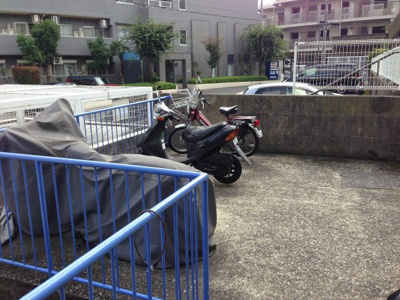 【その他共用部分】 | 鷺沼コーポラス | バイク置場