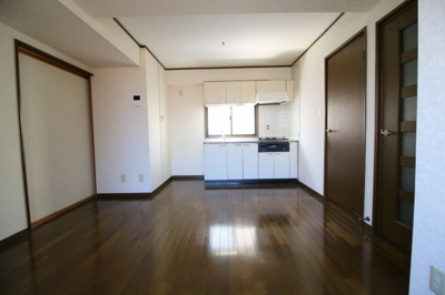 【居間・リビング】 | ゴールドハイツ