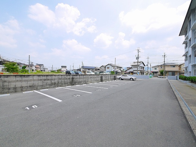 コーポ大安寺Ⅲの駐車場|駐車場です